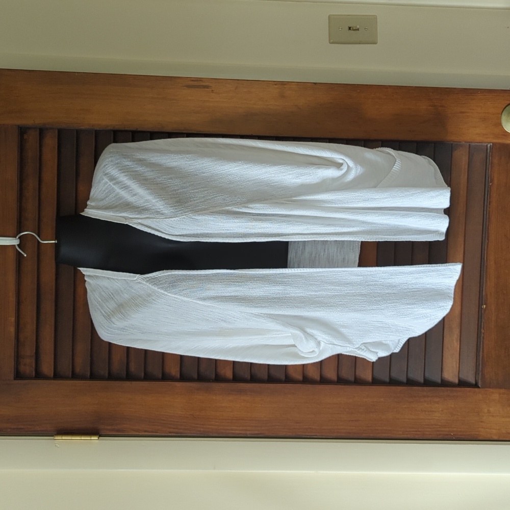 A.N.A cardigan sweater with drop sleeves in XL.